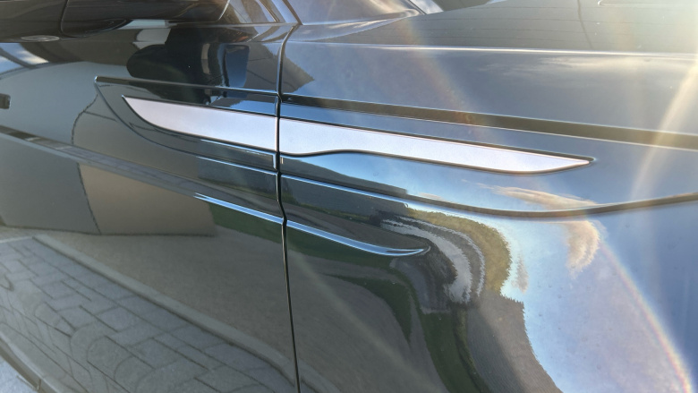 Land Rover Range Rover Evoque 2.0 D200 Autobiography 5dr Auto [Revised] Diesel Hatchback